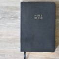 Is there a kjv study bible?
